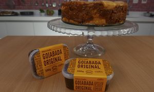 Receita Bolo de Fubá Com Goiabada Original Cepêra